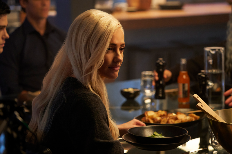 Dove having dinner with the Titans.